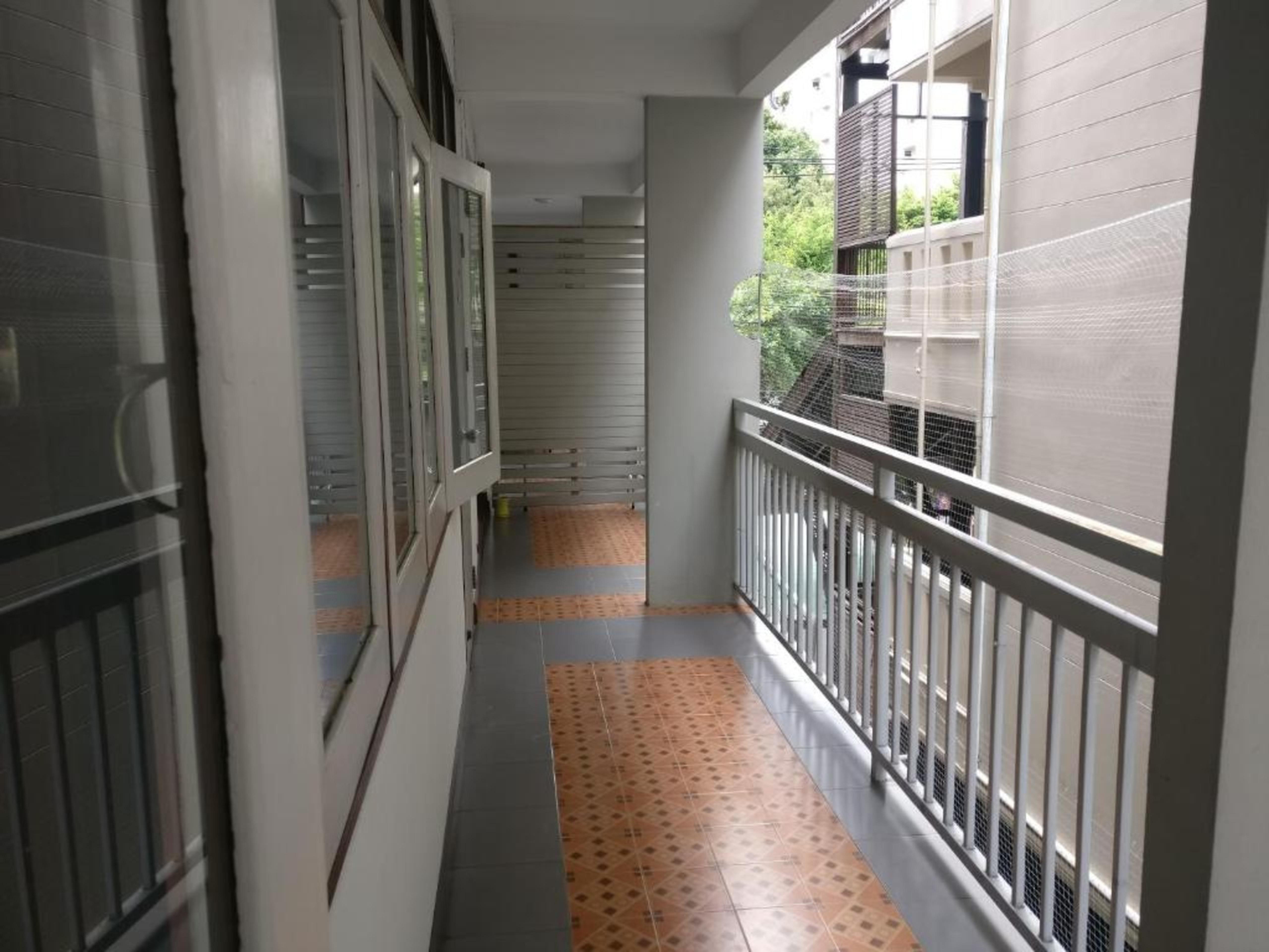 Marhaba House Hotel Chiang Mai Exterior photo