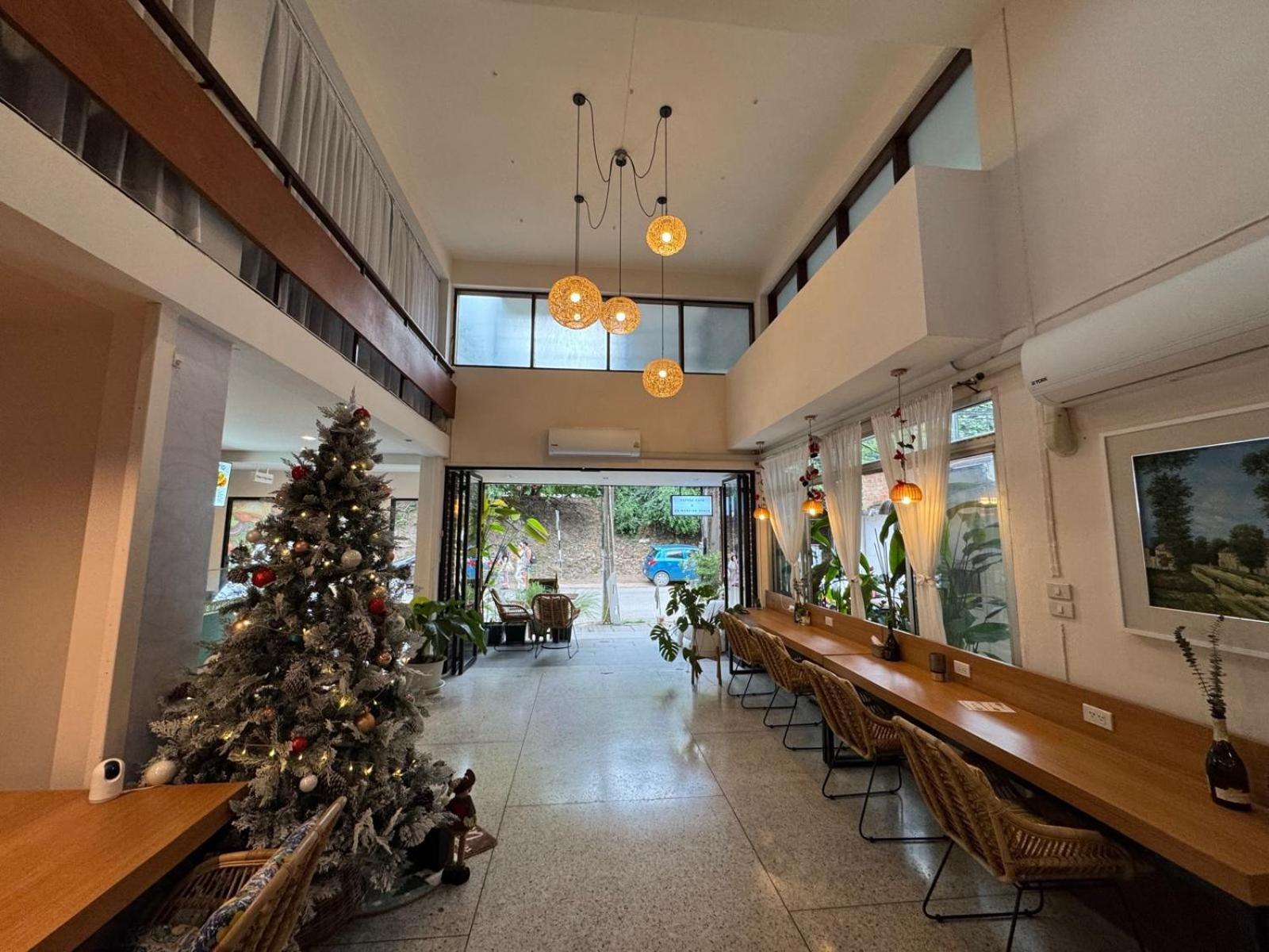 Marhaba House Hotel Chiang Mai Exterior photo